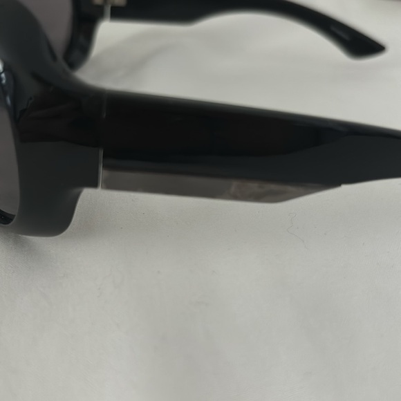 YSL glasses from the 2000’s - Picture 2 of 3